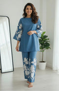 Women Blue Floral Printed Co-Ord Set with Bell Sleeve Kurta & Straight Pants