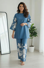 Women Blue Floral Printed Co-Ord Set with Bell Sleeve Kurta & Straight Pants