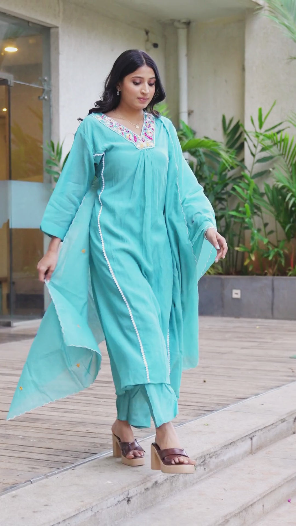 Women Turquoise blue Embroidered Kurta with Pant & Dupatta Set