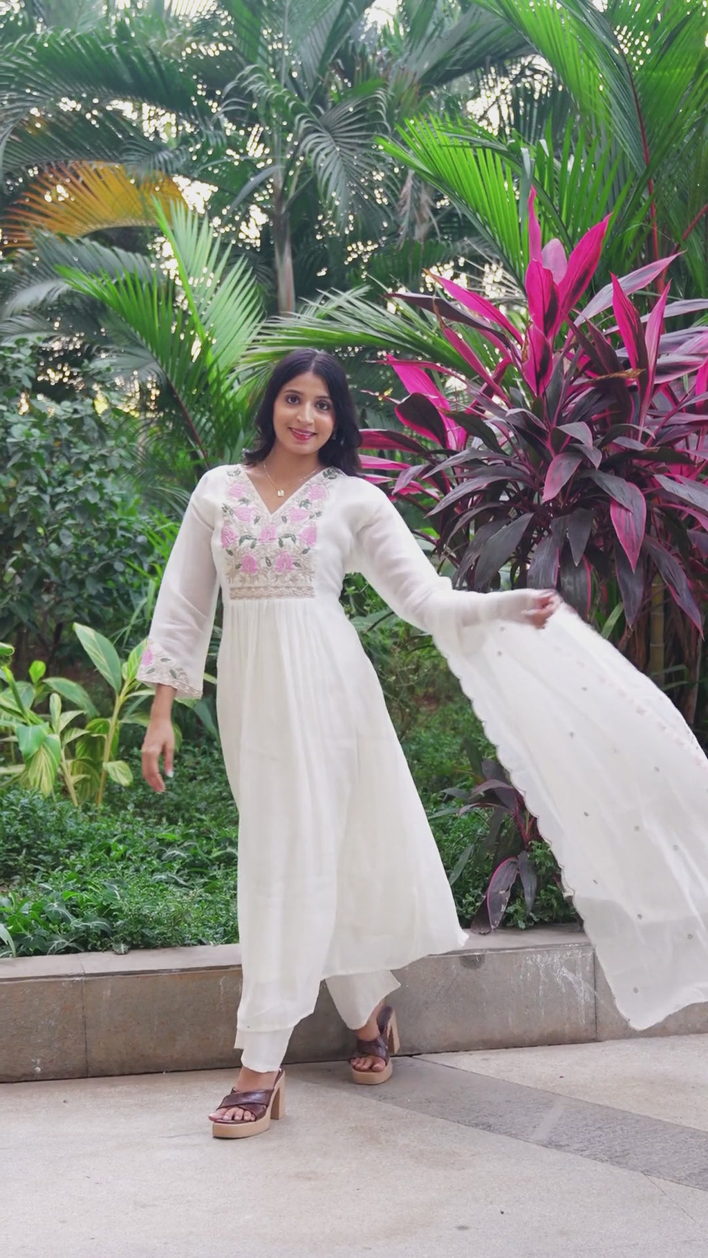Graceful Ivory Embroiderd Kurta Suit